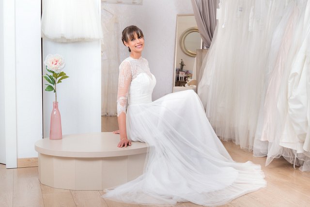 Suknia ślubna z Allegro – czy warto kupić używaną suknię ślubną?
