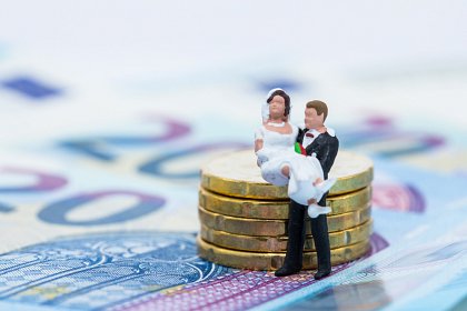 Intercyza - jak zadbać o finanse przed ślubem